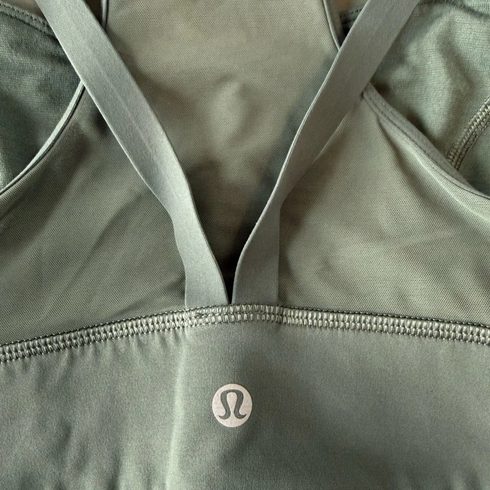 lululemon athletica Mesh Detail Sports Bra - Dark Green - Picture 4 of 5